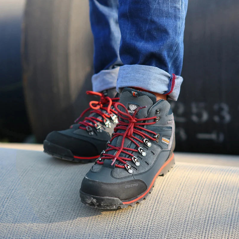 Men Climbing Shoes Outdoor Fashion Anti Slip Wear-resistant Hiking Boots Comfortable Waterproof Snow Walking Travel Sports Shoes