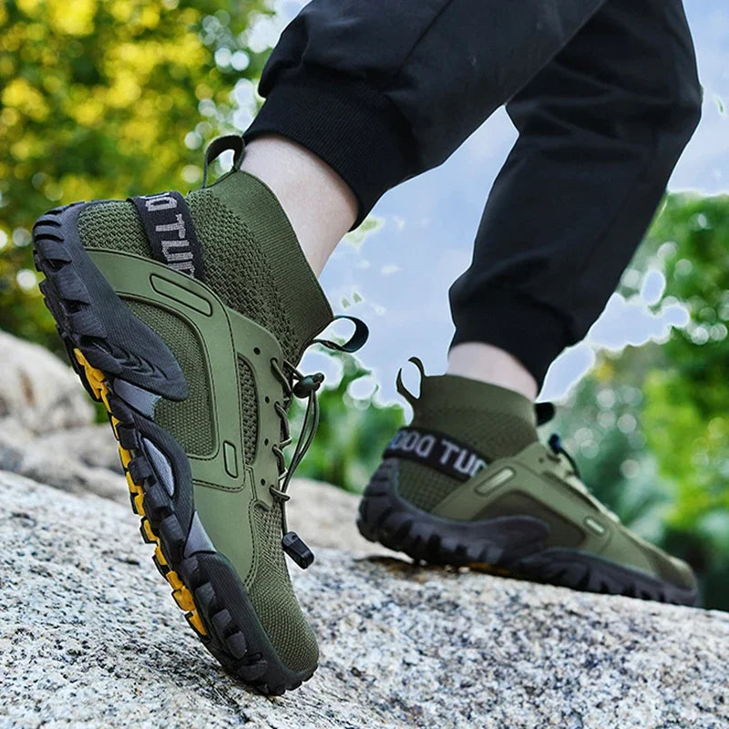39-47 Size Men's Aqua Shoes Anti-Slip Male Sneakers Mountain Hiking Shoes Quick-Drying Water Shoes Soft Men Casual Sneakers 2024