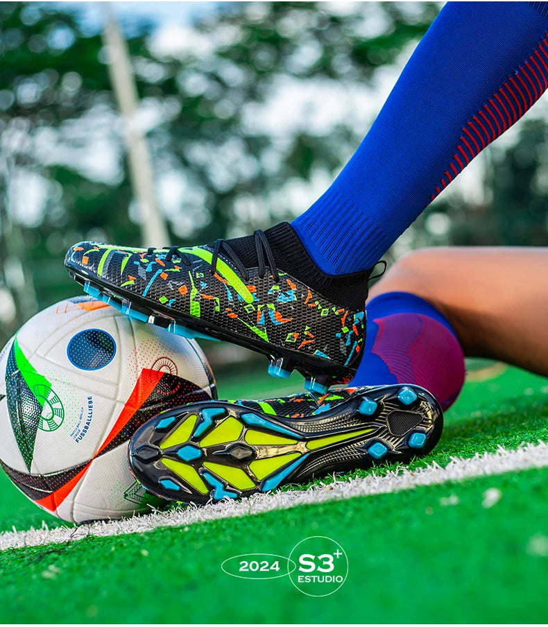 Professional Football Boots Men Breathable Mesh Soccer Cleats Anti Skid Fast Sneakers Fashion Artificial Grass Male Soccer Shoes