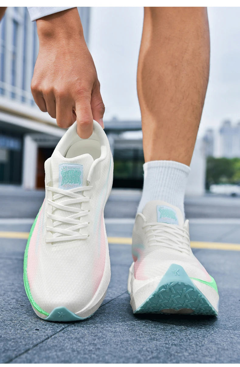 Running Shoe Men Sports Carbon Board Speciality Breathable Lightweight Women's Comfortable Athletic Nonskid Sneakers﻿ Marathon