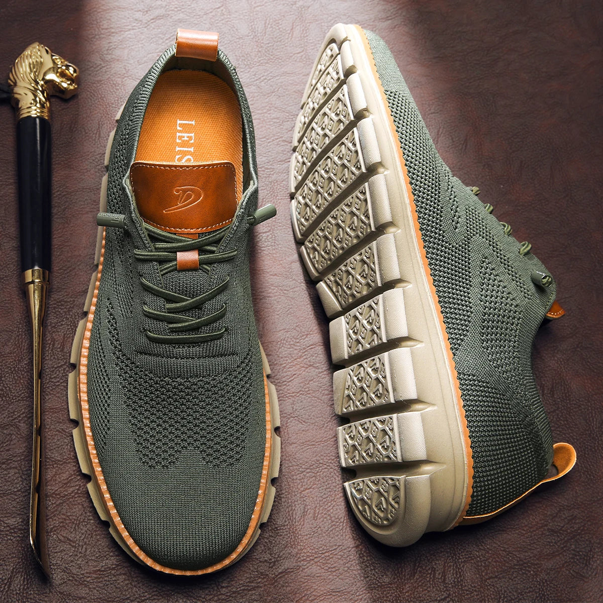 New men's large-sized casual shoes - Fly-Weave mesh breathable sports shoes, lightweight and slip-resistant men's shoes