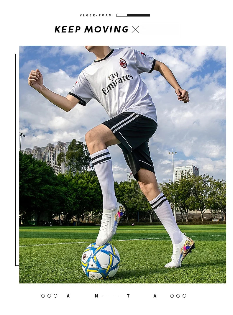New Men Soccer Shoes Grass Ultralight Sport Comfortable Adult Non-Slip Football Boots Outdoor Cleats Sport Futsal Training Match
