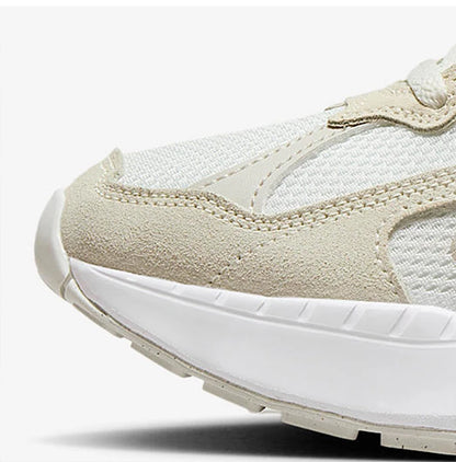 Oryginalne, nowe damskie trampki Nike z siateczki, zapewniające przewiewność – model FJ3794-300