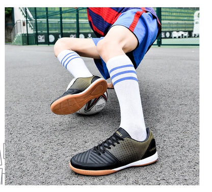 Soccer Shoes Men Anti Slip Indoor Football Boots Fashion Mens Futsal Shoe IC Traning Cleats Chuteira Futebol Male Sneakers