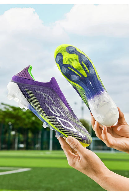 New Men Soccer Shoes Outdoor Anti-Slippery Youth Sports Shoes Ultralight Turf Comfortable Football Boots