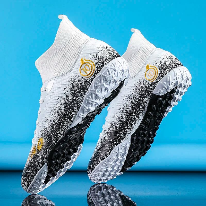 Men Soccer Shoes Kids Football Boots Women Professional Soccer Cleats Antiskid Chaussure Football TF/FG Outdoor Football Shoes