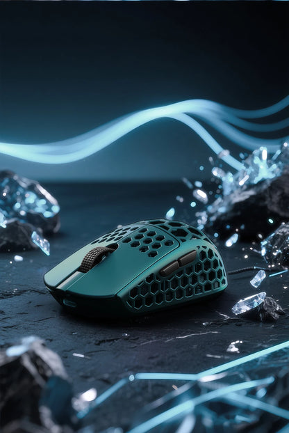Rato Gaming Sem Fios Darmoshark M5Air em Fibra de Carbono Forjada 8K, PAW3950, 30K DPI, para Mãos Pequenas, Pegada Fingertip, Macros de Jogo, Leve
