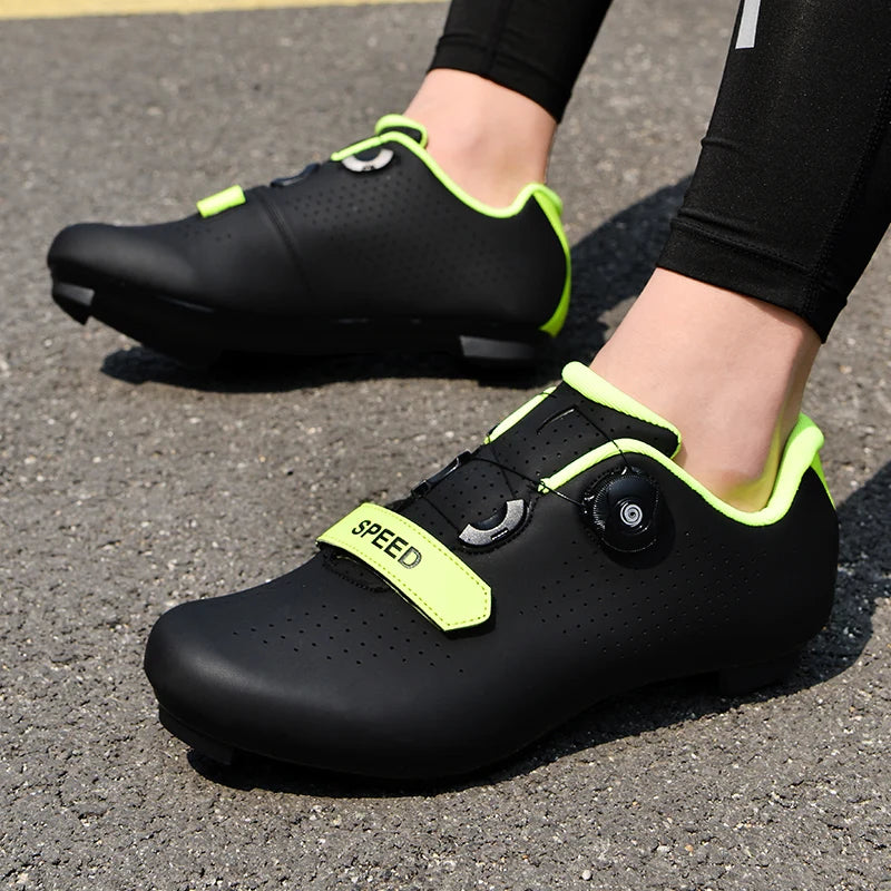 New Unisex pedal Cycling Shoes Flat shoes Suitable For Mountain Sports Pedal Self-Locking Cycling Shoes Breathable Cycling Shoes