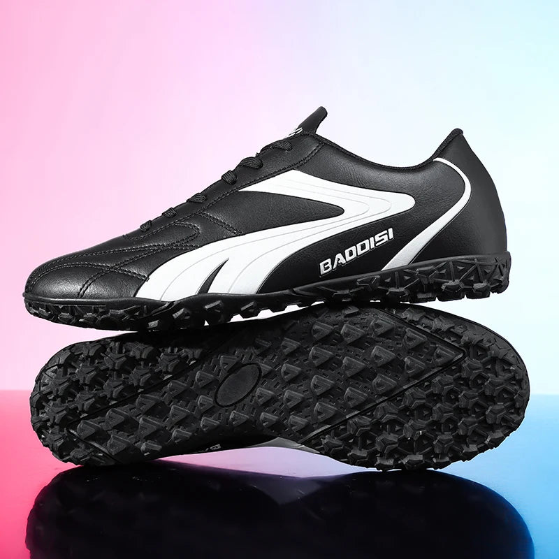Men's Soccer Shoes Breathable Football Boots Futsal Ultralight Professional Training Sneakers Unisex Grass Cleats Match Sport