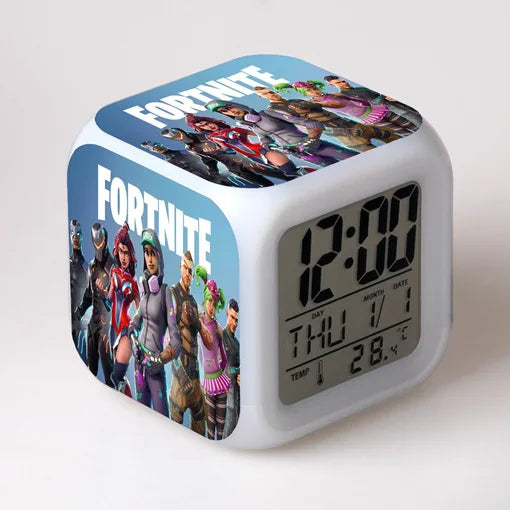 Despertador Fortnite Cute Fashion Cartoon Personalizado Criativo Kawaii Minimalista LED, Presente de Aniversário para Amigos