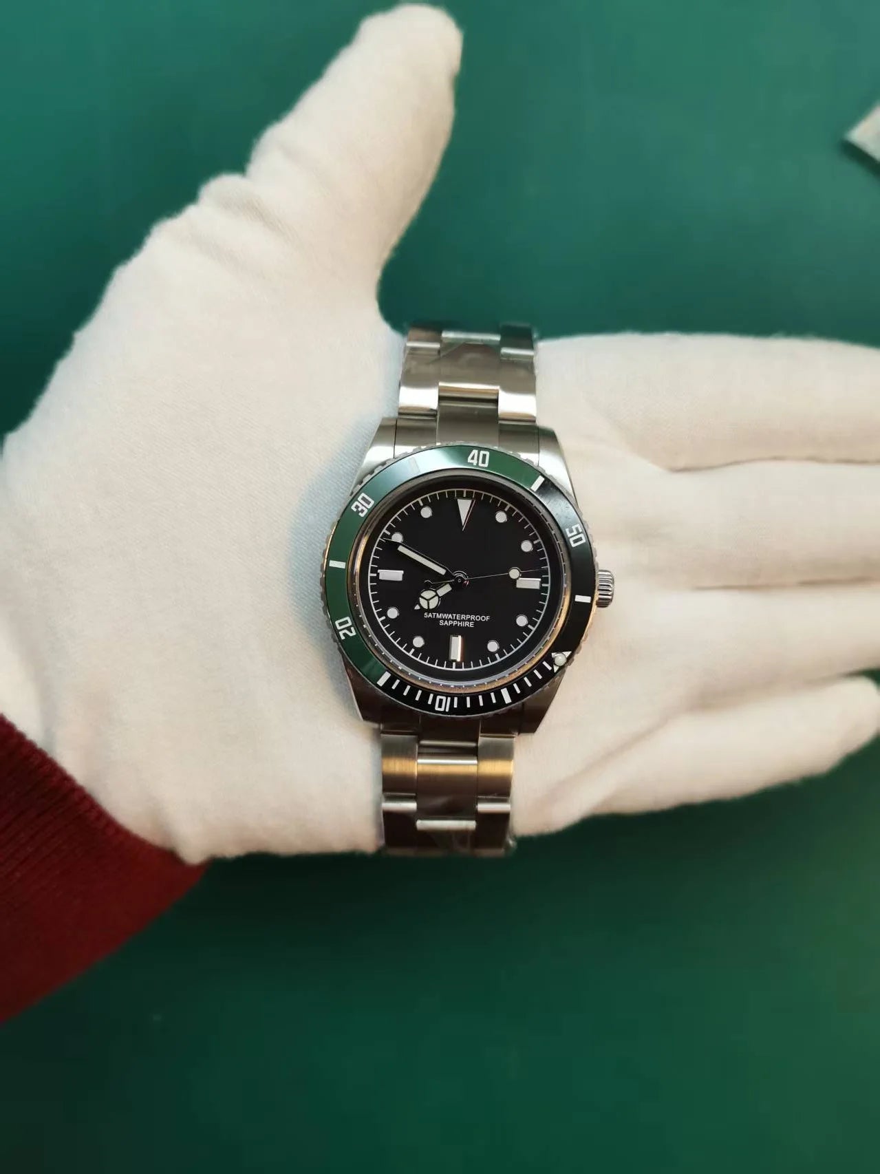 Stainless Steel Watch Men's European and American Business Leisure Quartz Sapphire Watch Swimming Waterproof Outdoor Sport Watch