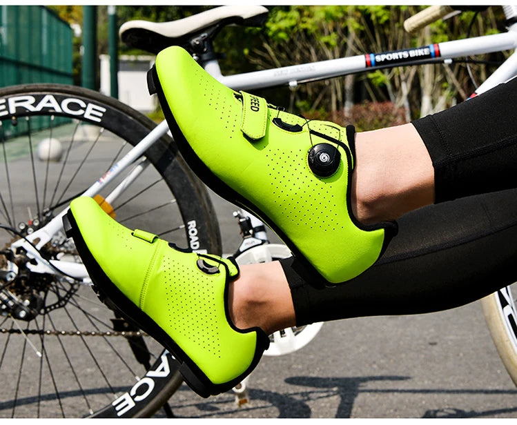 New Unisex pedal Cycling Shoes Flat shoes Suitable For Mountain Sports Pedal Self-Locking Cycling Shoes Breathable Cycling Shoes