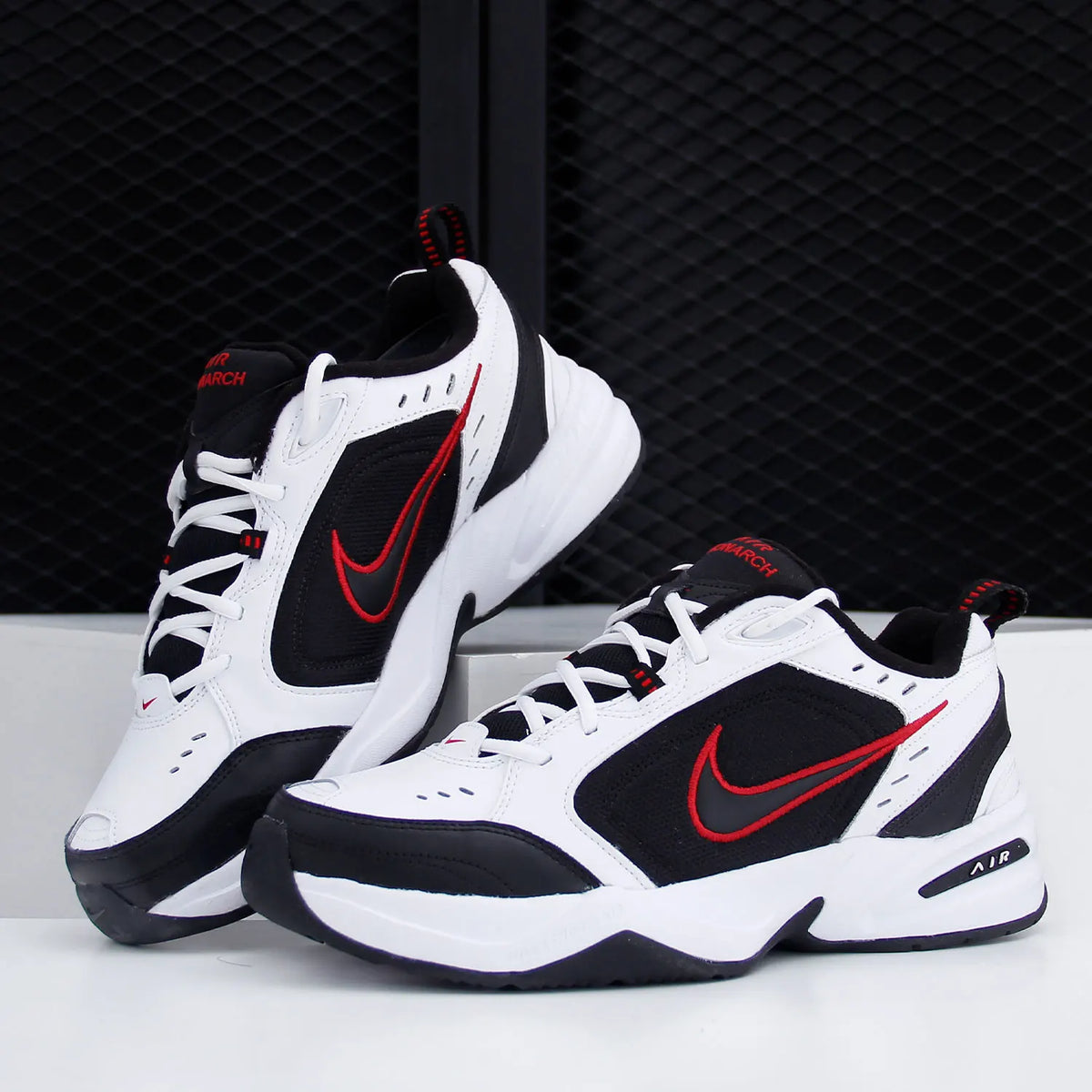 Chaussures de sport Nike Air Monarch IV pour homme, modèle « Dad Shoes » 415445-101