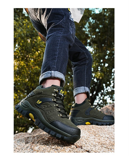 Outdoor trekking shoes autumn winter men waterproof hiking shoes mountain boots genuine leather woodland hunting tactical shoes