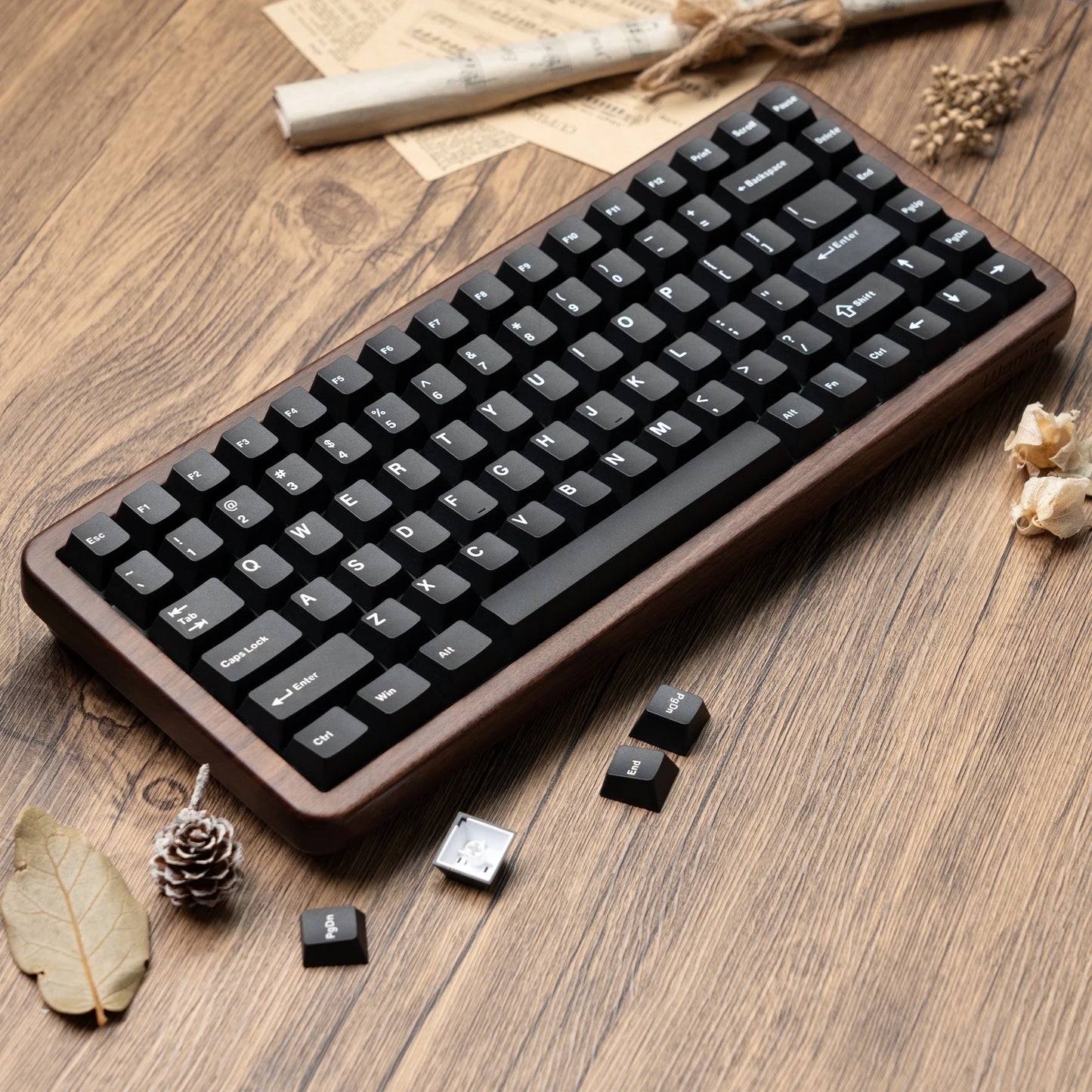 Teclado Gaming Mecânico em Madeira Womier WD75 QMK/VIA 8000mAh Tri-Mode Sem Fios, Personalizável, RGB e Hot Swappable
