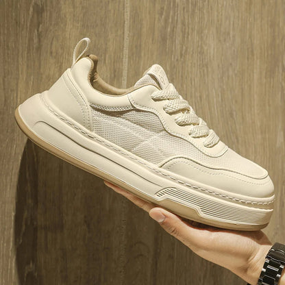 Sneakers da uomo ultraleggere in rete traspirante, scarpe casual alla moda con suola spessa, comode scarpe da ginnastica stringate per camminare tutti i giorni