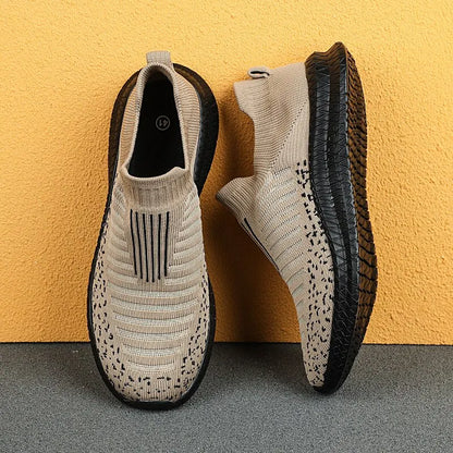 Buty męskie Oddychające męskie trampki Wygodne buty do biegania Tenisowe buty outdoorowe Buty wsuwane do chodzenia Buty do joggingu typu skarpeta
