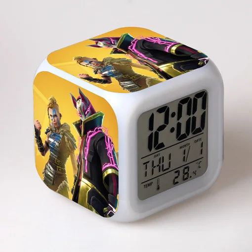 Despertador Fortnite Cute Fashion Cartoon Personalizado Criativo Kawaii Minimalista LED, Presente de Aniversário para Amigos