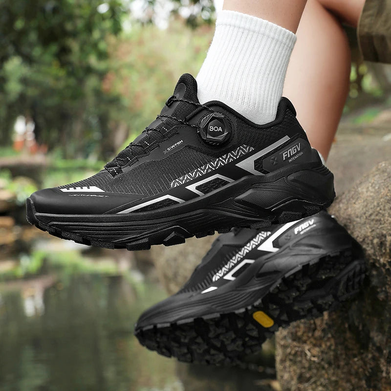 Mens Running Shoes 2025 New Breathe Mesh Outdoor Off Road Hiking Shoes Cushioning Flat Soft Mesh Walking Shoes for Man