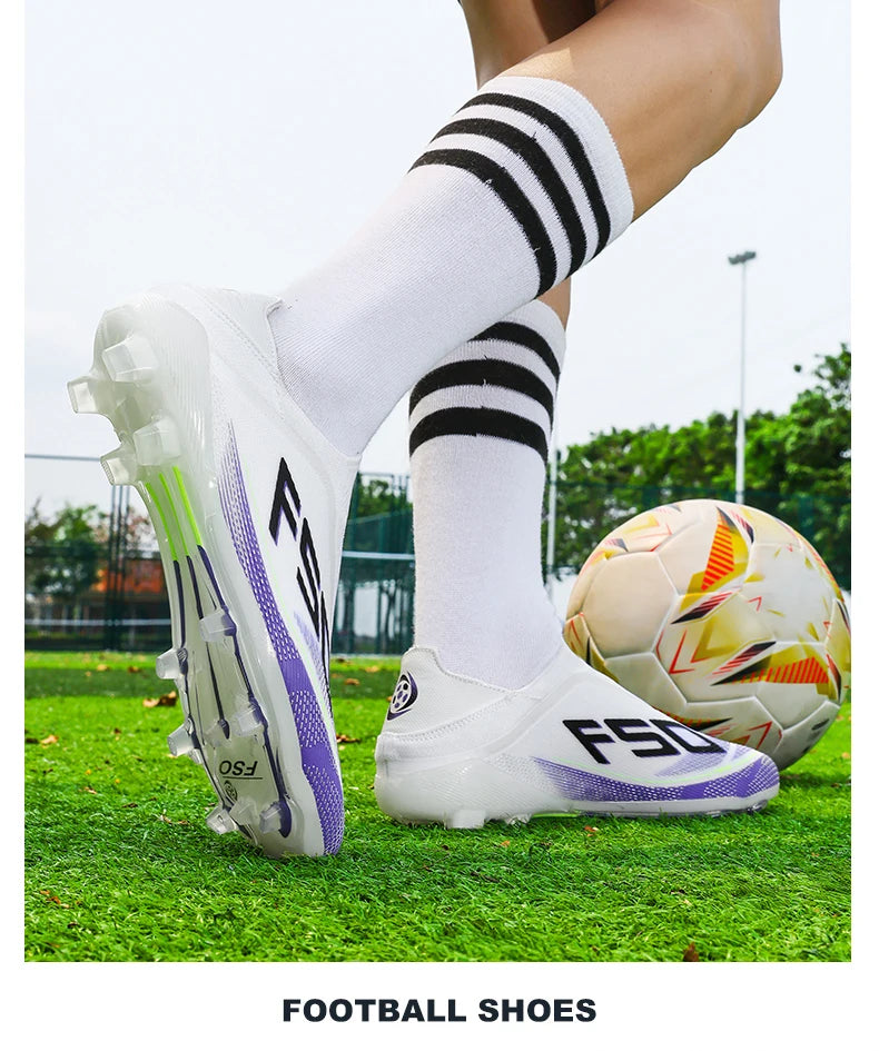Nuove scarpe da calcio da uomo per futsal e outdoor, sneakers da partita su erba antiscivolo, scarpe da calcio di alta qualità con tacchetti, modello alto leggero best-seller