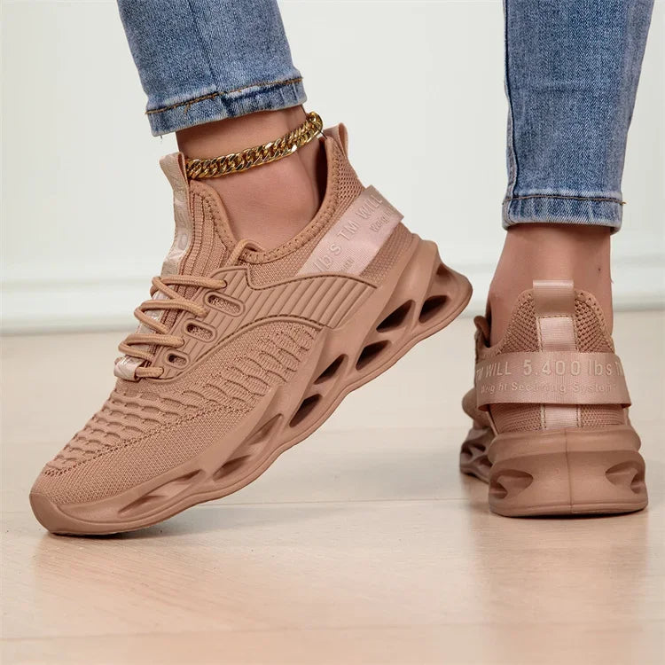 Hot Sale Pink Casual Sneakers Women Men Blade Shoes Big Size 46 Light Breathable Running Shoes Shoes Men Mesh Sports Sneakers