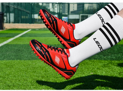 Soccer Shoes Men Turf Football Boots Fashion Firm Ground Studs Anti Slip Boy Sneakers Original Outdoor Field Training Trainers