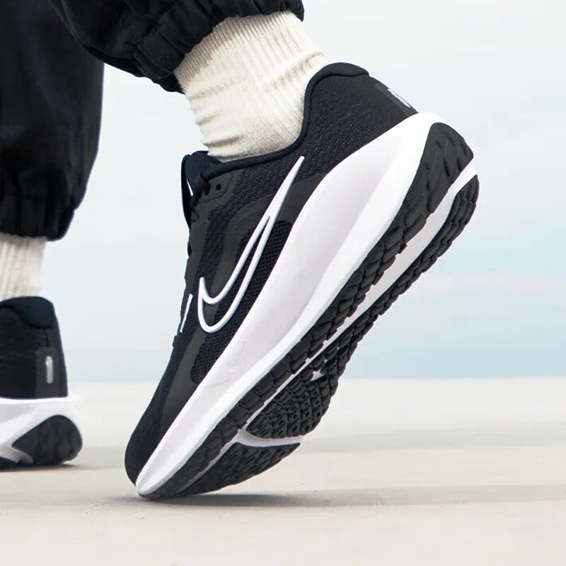 Nike Downshifter 13Wide Lightweight, Comfortable, Professional Road Running Shoes for Men Fj1284-001