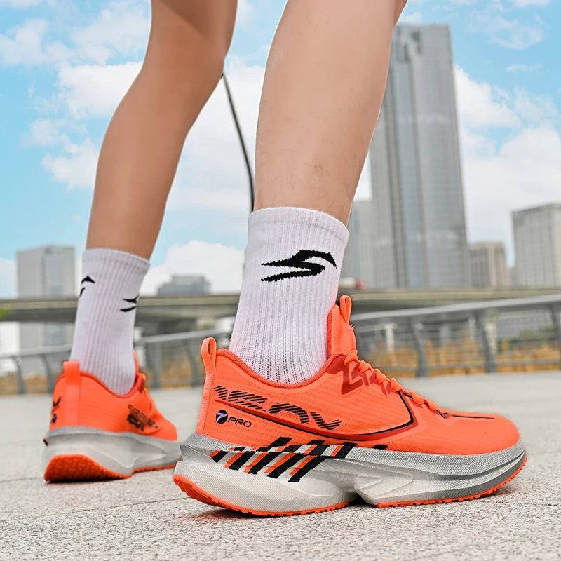 Men's Sports Shoes New Marathon Casual Sports Lightweight Running Shoes Youth Comfortable Mesh Cushioning Outdoor Fitness Shoes