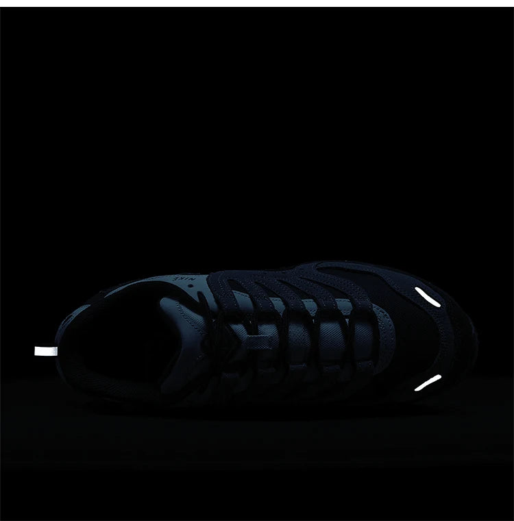 Oryginalne, nowe, modne i trendy męskie buty do biegania marki Nike, model FQ9084-400