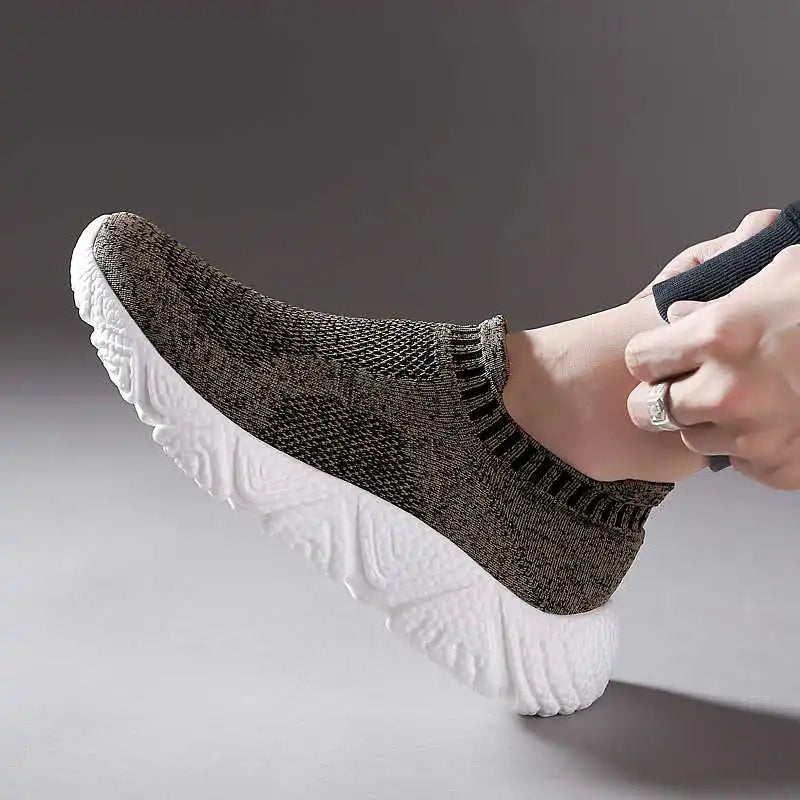 Camp Round Tip Black Boot Skateboarding Sneakers For Teens Run Shoes For Men Sports New Season Suppliers Imported