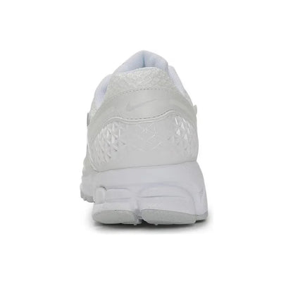 Nike W Nike Zoom Vomero 5 Slip-Resistant, Durable Cushioning Classic Casual Running Shoes, Stylish and Versatile HF7723-100