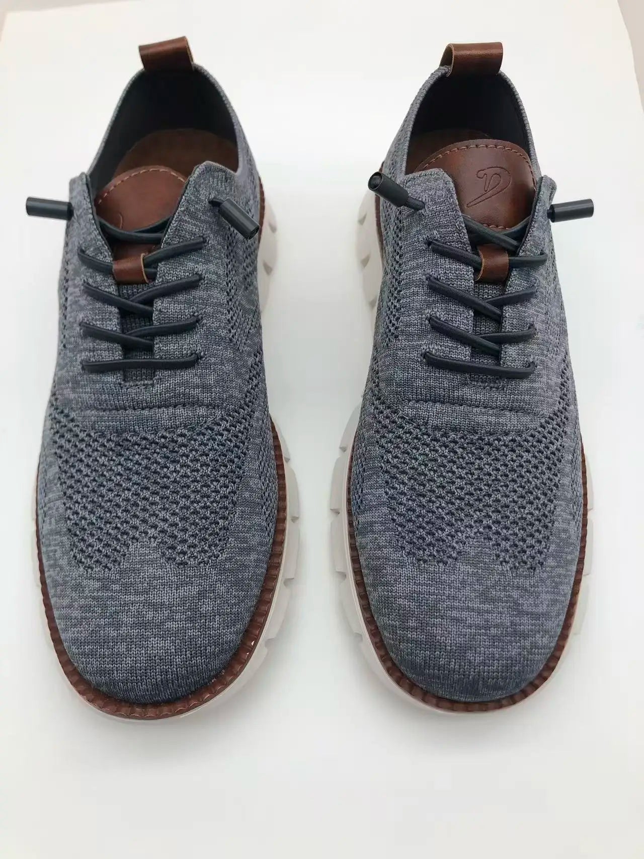 New men's large-sized casual shoes - Fly-Weave mesh breathable sports shoes, lightweight and slip-resistant men's shoes