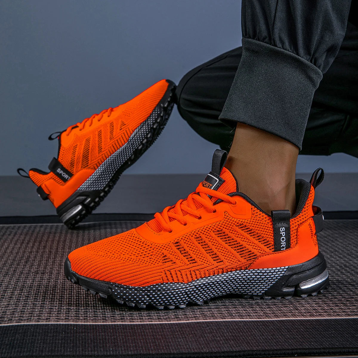 Men Running Shoes Lightweight Breathable Jogging Sport Shoes Male Lace-up Fashion Comfort Non-slip Casual Sneakers Man