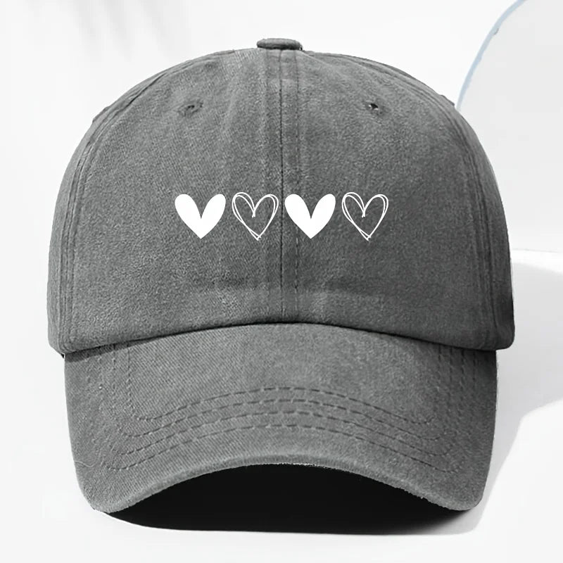 Unisex retro baseball cap with heart-shaped pattern for outdoor sun protection, suitable for truck drivers all year round.