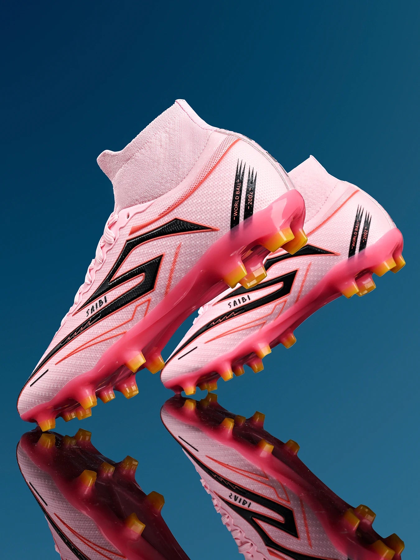AG/FG Long Studs Soccer Shoes，PU Fabric Mixed Upper，TPU Sole Wear Resistant Anti Slip，Men Women Kids Youth Outdoor Sports