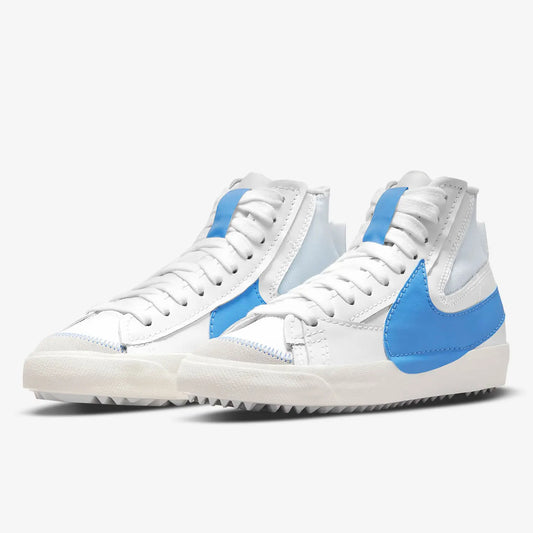 Sapatilhas casuais Nike para homem confortáveis e resistentes, de cano alto DD3111