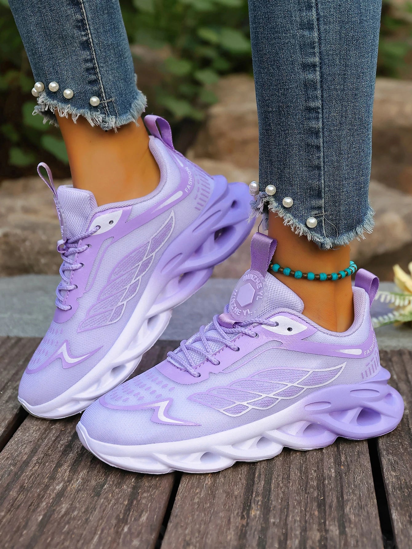 Summer Unisex Running Shoes Women Lightweight Mesh Breathable Comfortable Flat Soft Tennis Shoes Lace-up Sneakers