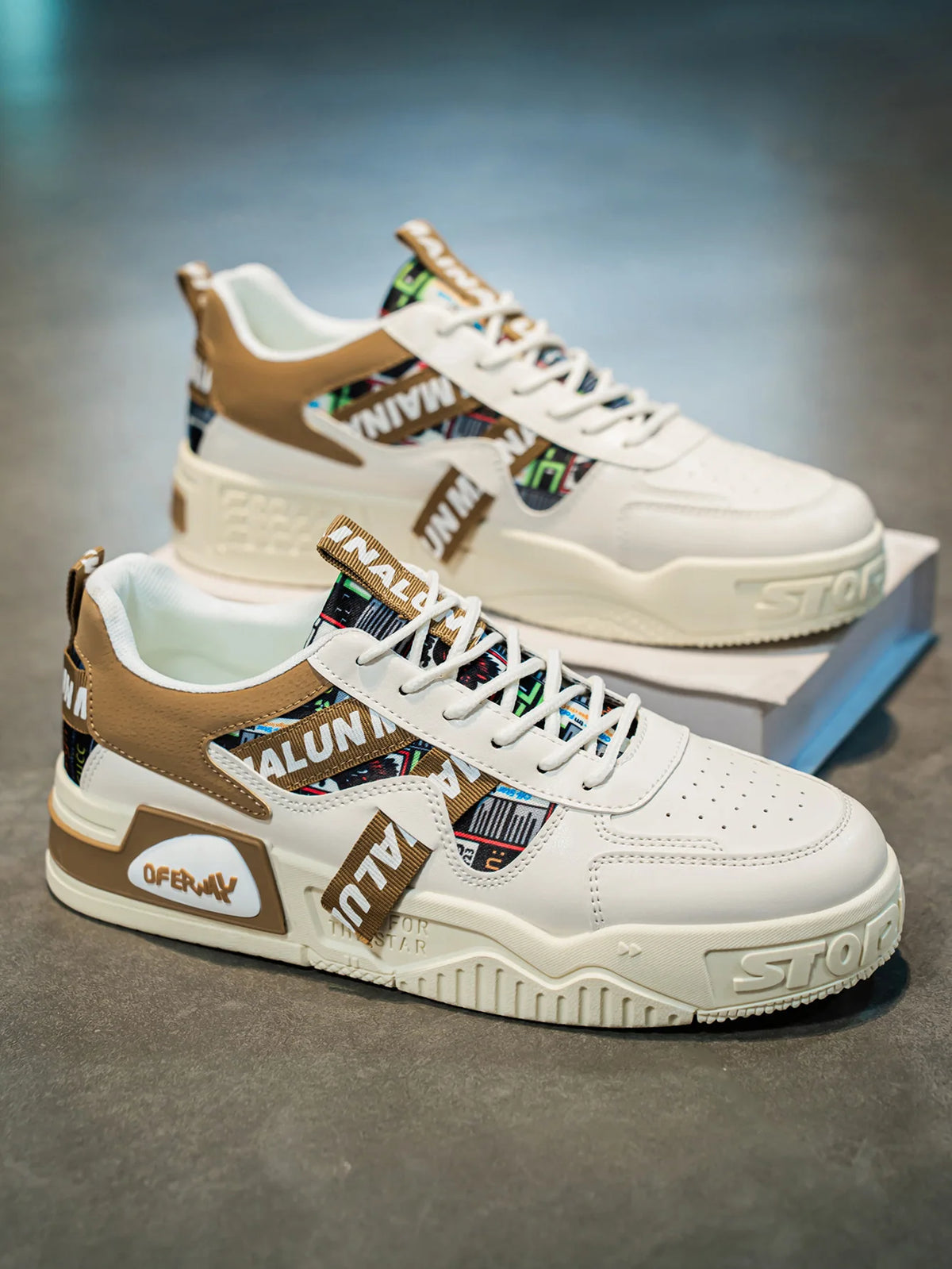 High Quality Men's Sneakers Light PU Leather Casual Shoes for Men Lace Up Flats Luxury White Black Tenis Shoes Zapatillas Hombre