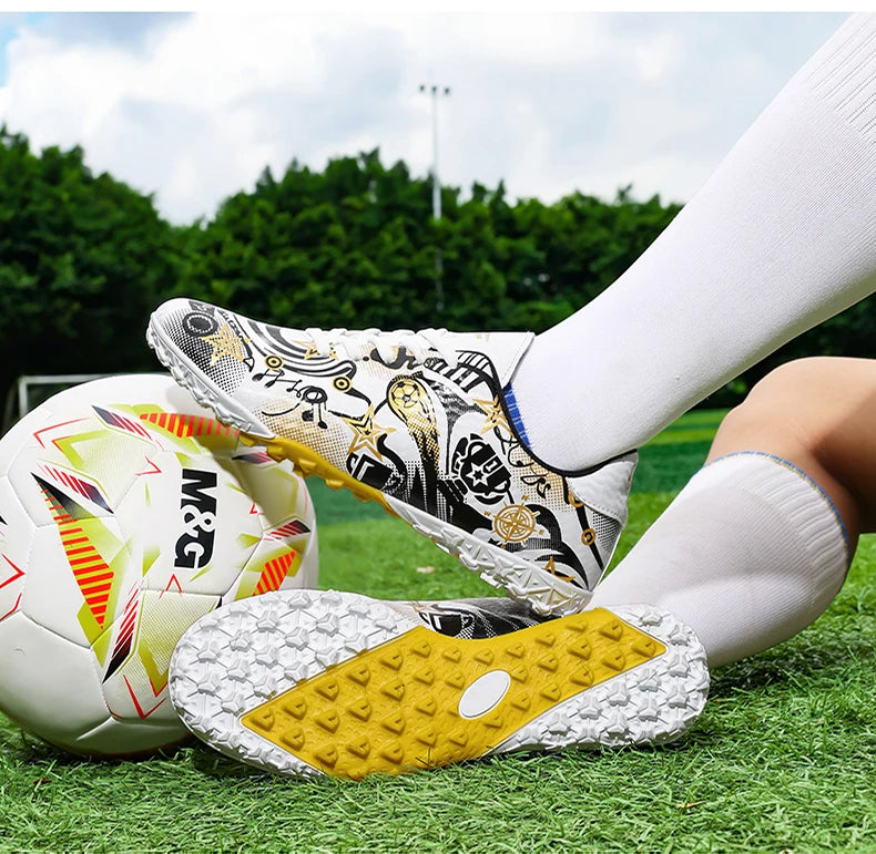 New Men Soccer Shoes Boys Original Football Shoes TF/AG Indoor Professional Football Field Boots Society Cleats Sneaker Non Slip