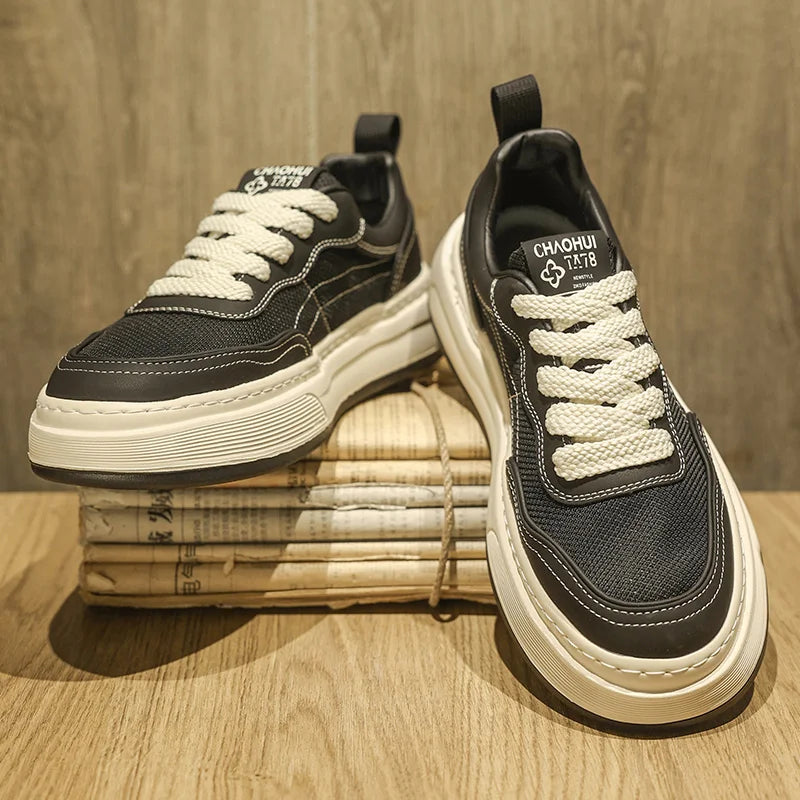 Sneakers da uomo ultraleggere in rete traspirante, scarpe casual alla moda con suola spessa, comode scarpe da ginnastica stringate per camminare tutti i giorni