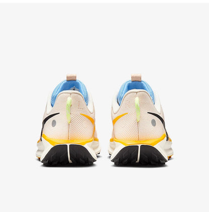 Nike hivatalos női Pegasus Trail 5 párnázott terepfutó cipő DV3865-007
