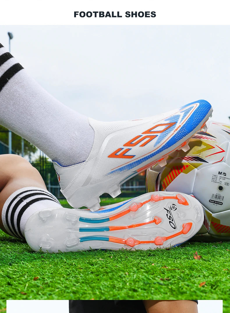 Nuove scarpe da calcio da uomo per futsal e outdoor, sneakers da partita su erba antiscivolo, scarpe da calcio di alta qualità con tacchetti, modello alto leggero best-seller
