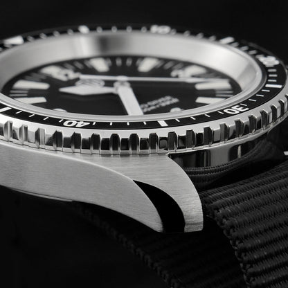Relógio de Luxo Watchdives WD1980 V3 para Homem, Movimento de Quartzo VH31 com Segundos Fluentes, Vidro de Safira com Revestimento AR, Impermeável 10Bar