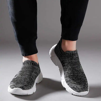 Camp Round Tip Black Boot Skateboarding Sneakers For Teens Run Shoes For Men Sports New Season Suppliers Imported