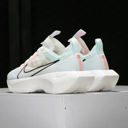 Nike Authentic VISTA LITE Scarpe da donna con plateau traspiranti in stile "dad shoes" CI0905-102