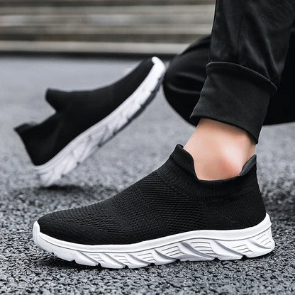 Breathable Men Casual Shoes Lightweight Male Vulcanized Shoes Outdoor Platform Men's Loafers Soft Mesh Flats Non-slip Sneakers