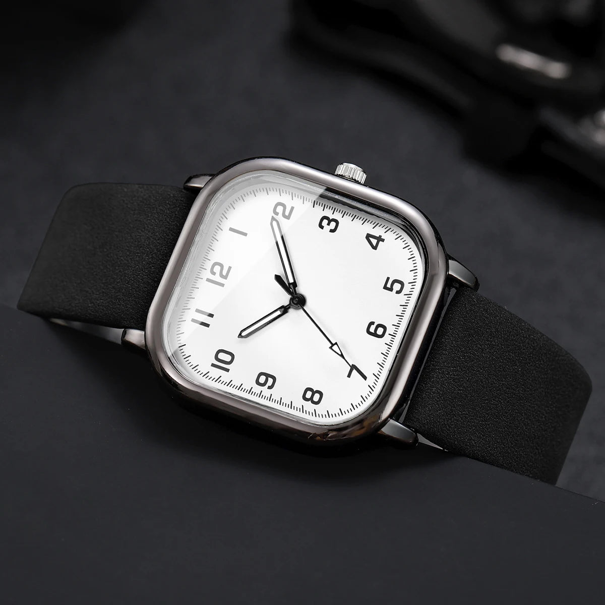 Fashion Square Arabic Men Business Watches Simple Leather Band Quartz Wristwatches Reloj Hombre（Without Box）