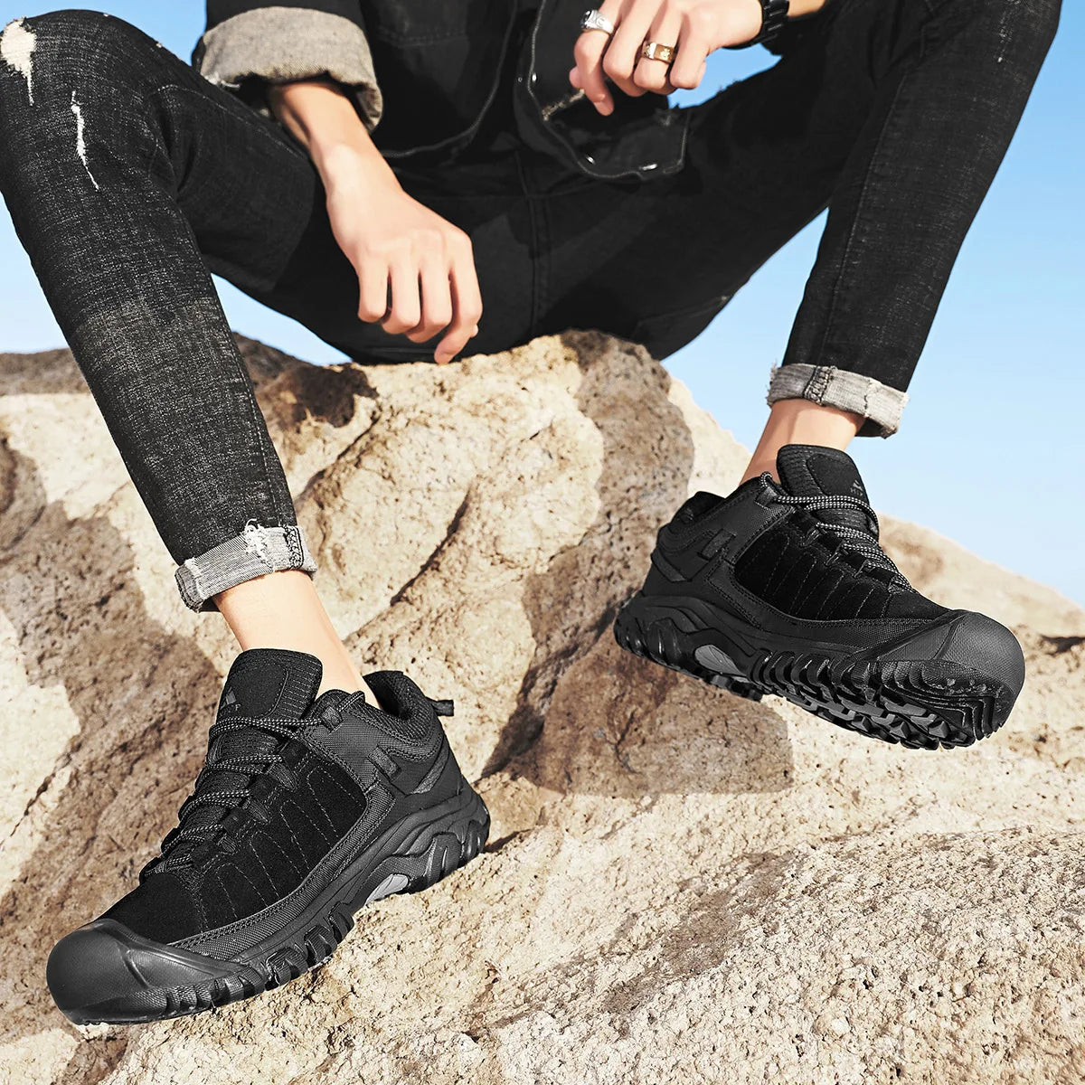 HIKEUP New High Quality Men Hiking Shoes Durable Leather Climbing Shoes Outdoor Walking Sneakers Rubber Sole Factory Outlet