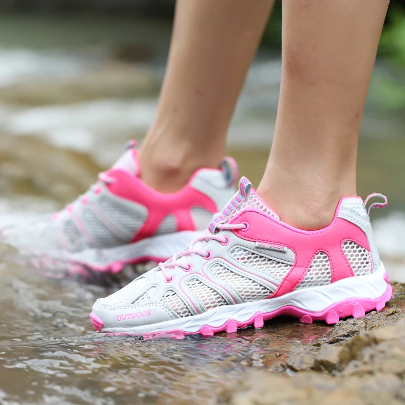 Spring Summer Men Women Outdoor Sneakers Trekking Hiking Shoes Sports Trail Running Shoes Thick Soles Sales Promotion Discount