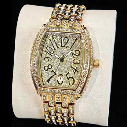 Hot Fashion Luxury Brand UNIGUET Womens Watch Elegant Pink Diamond Small Dial BlingBling Quartz Ladies Mini Iced Wristwatch Gift